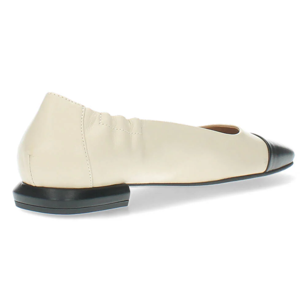 Beige ballerina's - Image 3