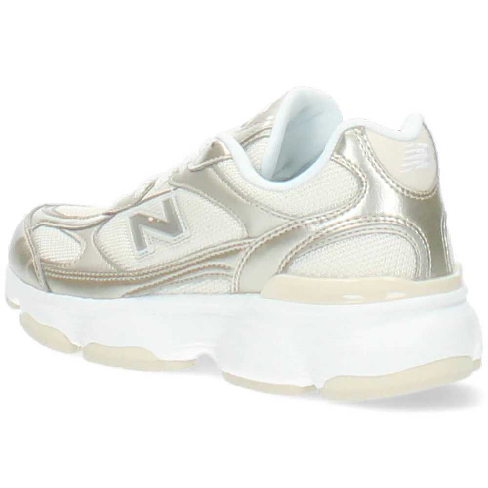 beige sneaker - Image 3