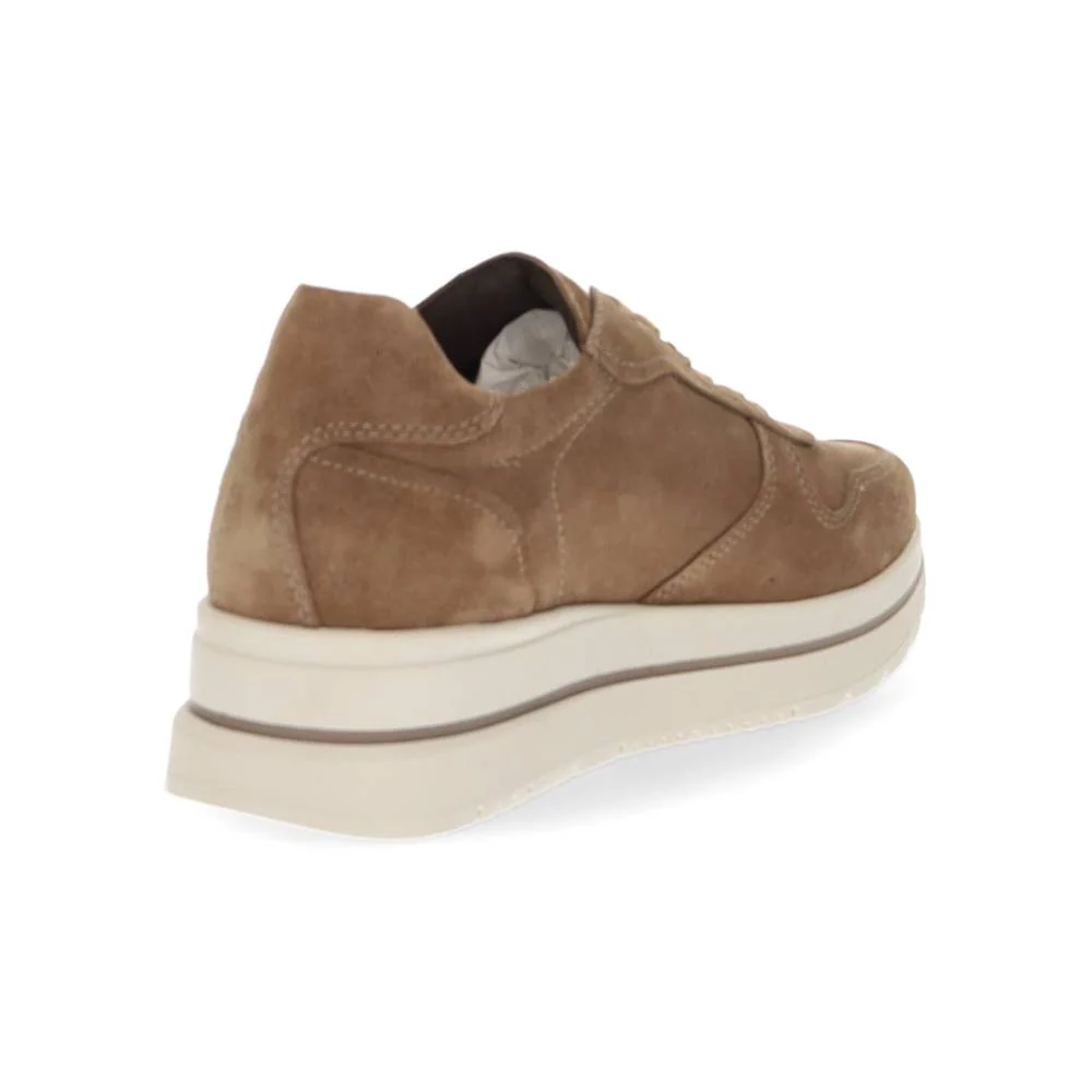 natural sneaker - Image 4