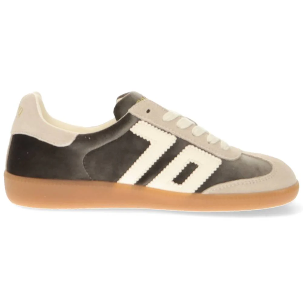 taupe sneaker - Image 3