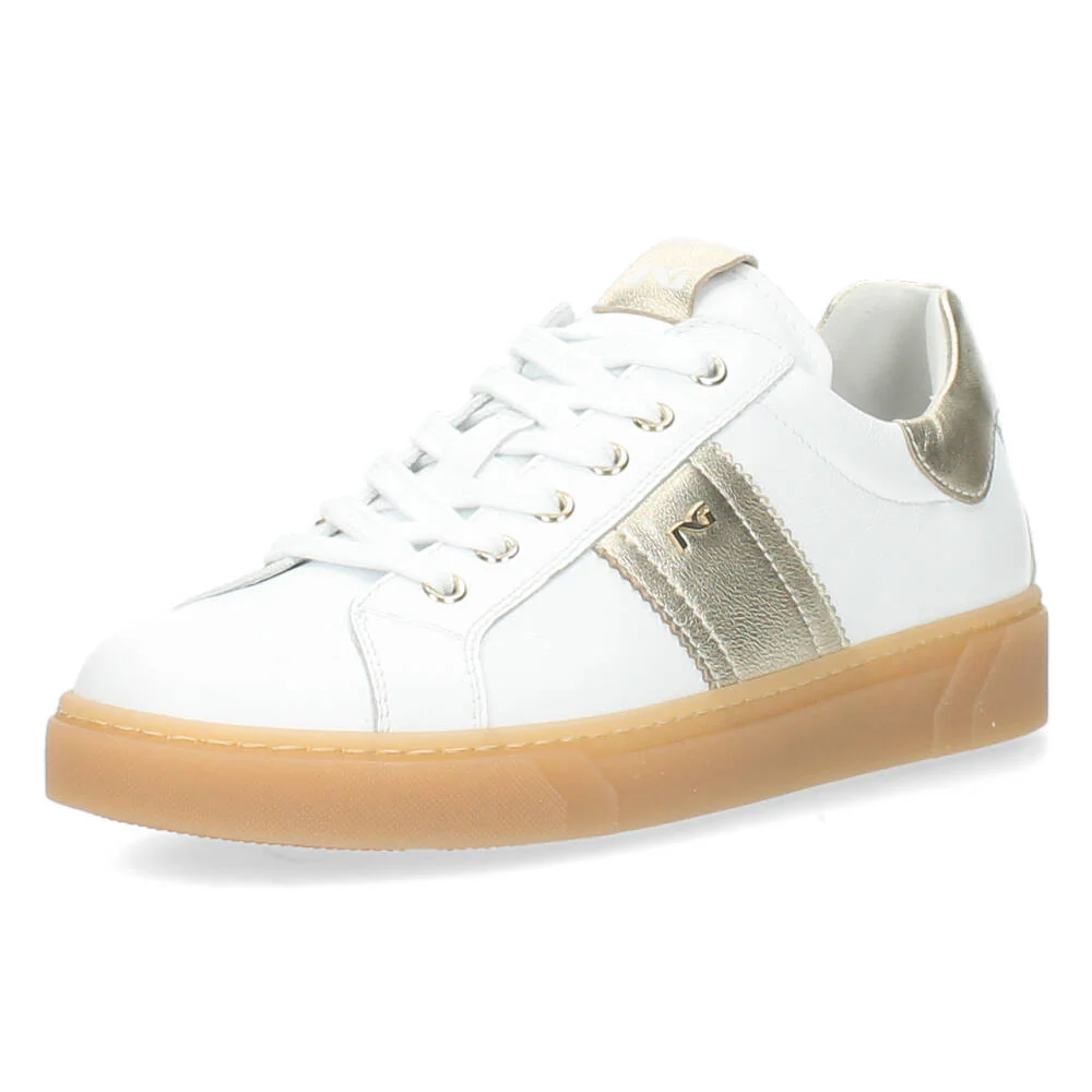 Witte sneakers
