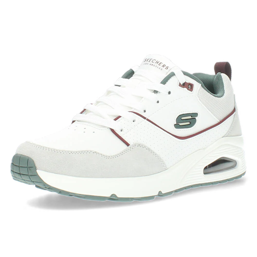 Witte sneakers
